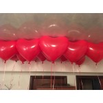 Облако из воздушных шаров "  Красные сердца "