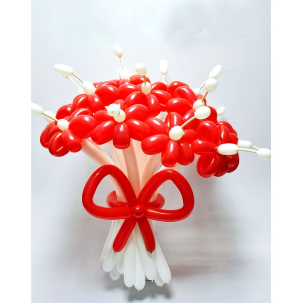 Букет из воздушных шариков Красные цветы